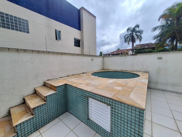 Apartamento 2 quartos e 2 banheiros, à venda, no bairro Centro em Bertioga