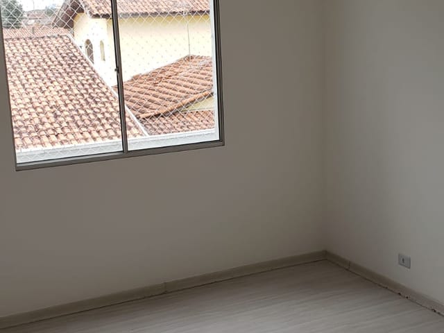 Apartamento com 72m² 3 quartos e 1 banheiro, à venda, no bairro Parque São Benedito em Pindamonhangaba