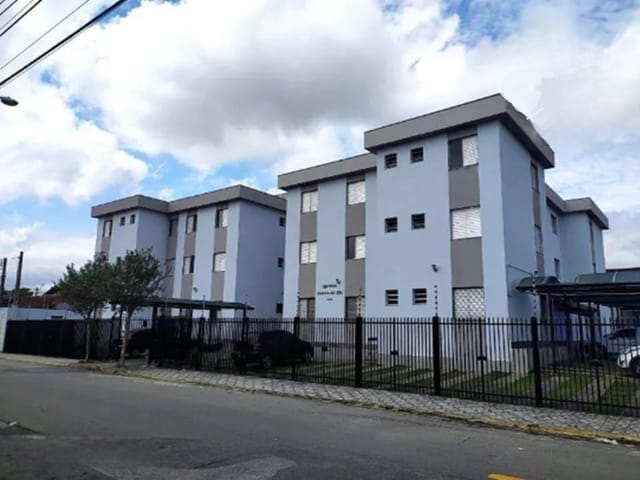 Apartamento com 72m² 3 quartos e 1 banheiro, à venda, no bairro Parque São Benedito em Pindamonhangaba
