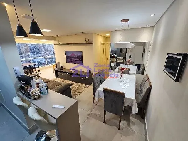 Apartamento 2 quartos e 1 banheiro, à venda, no bairro Vila Gomes Cardim em São Paulo