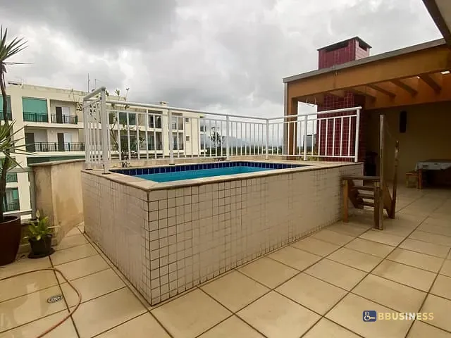 Apartamento 3 quartos e 3 banheiros, à venda ou para alugar, no bairro Maitinga em Bertioga