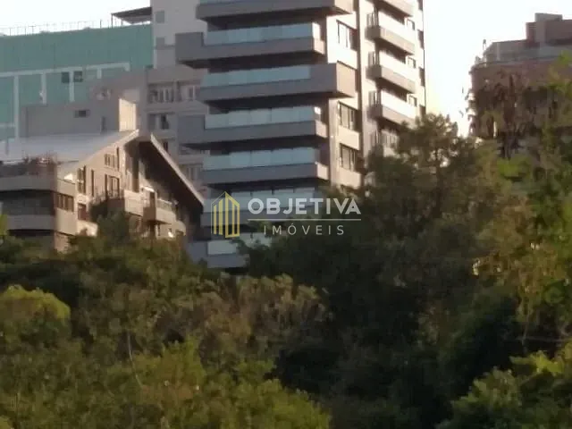 Apartamento 3 quartos e 4 banheiros, à venda, no bairro Moinhos de Vento em Porto Alegre