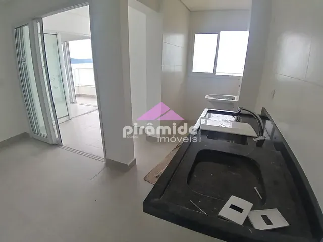 Apartamento com 112m² 2 quartos e 2 banheiros, à venda, no bairro Balneário Copacabana em Caraguatatuba
