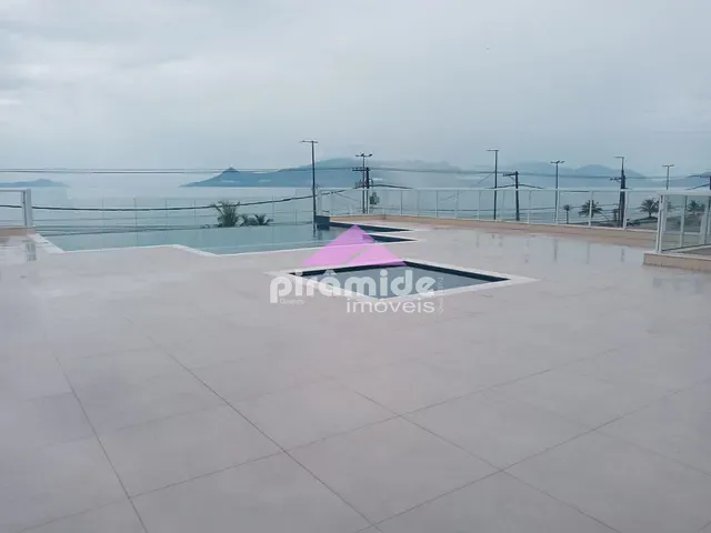 Apartamento com 224m² 3 quartos e 3 banheiros, à venda, no bairro Balneário Copacabana em Caraguatatuba