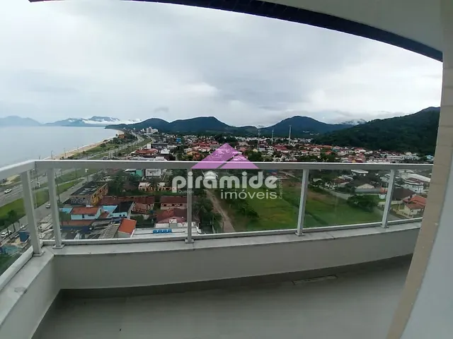Apartamento com 224m² 3 quartos e 3 banheiros, à venda, no bairro Balneário Copacabana em Caraguatatuba