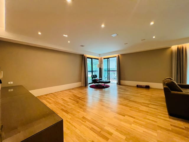 Apartamento com 243m² 4 quartos e 6 banheiros, à venda, no bairro Campo Belo em São Paulo
