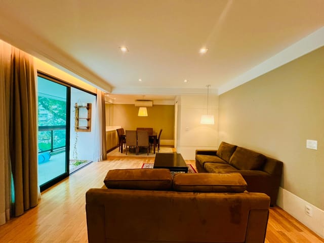 Apartamento com 243m² 4 quartos e 6 banheiros, à venda, no bairro Campo Belo em São Paulo