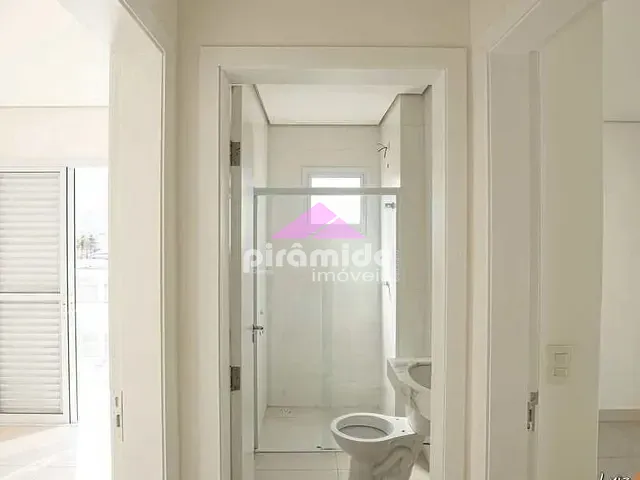 Apartamento com 130m² 3 quartos e 3 banheiros, à venda, no bairro Parque Balneário Poiares em Caraguatatuba
