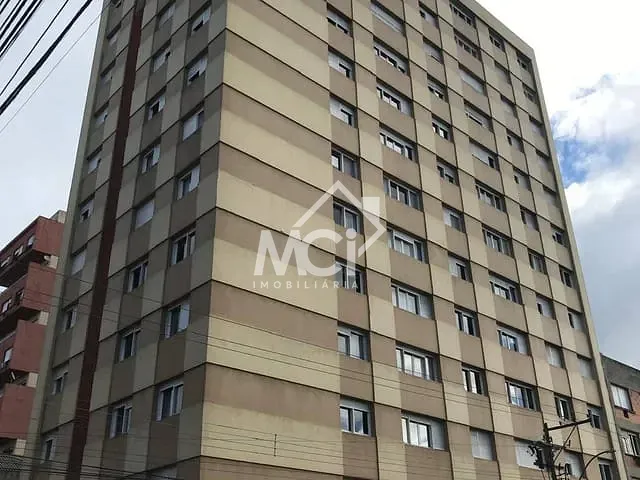 Apartamento 3 quartos e 3 banheiros, à venda, no bairro Centro em Pelotas