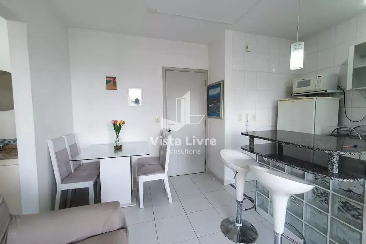Apartamento à venda com 1 quarto, 33m² - Foto 2