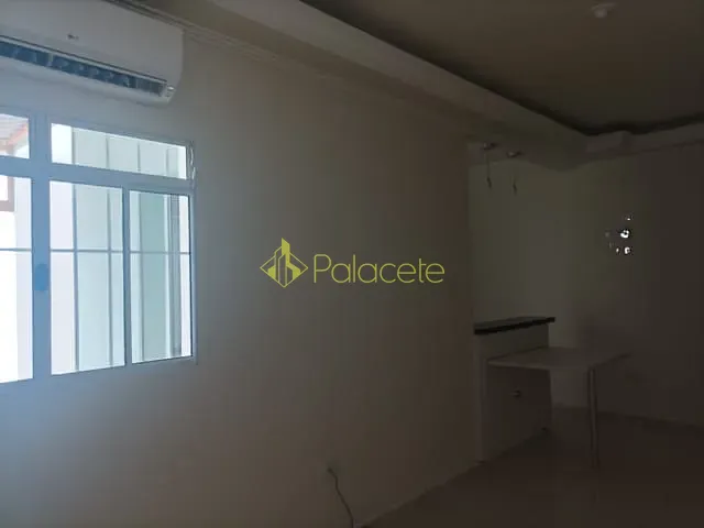 Apartamento 2 quartos e 1 banheiro, à venda, no bairro Nossa Senhora do Perpétuo Socorro em Pindamonhangaba