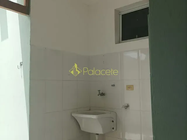 Apartamento 2 quartos e 1 banheiro, à venda, no bairro Nossa Senhora do Perpétuo Socorro em Pindamonhangaba