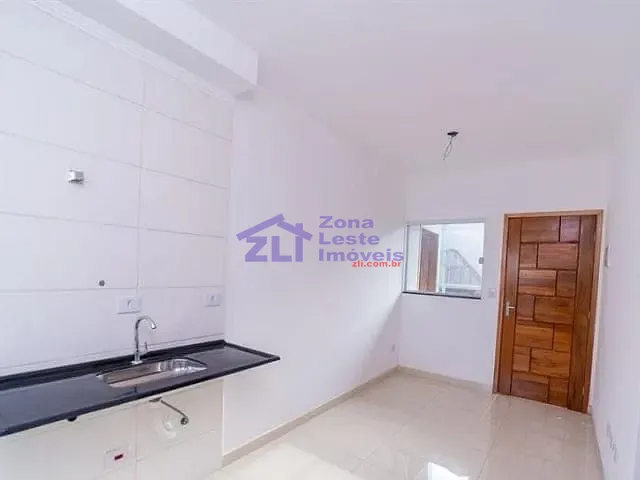 Apartamento 1 quarto e 1 banheiro, à venda ou para alugar, no bairro Jardim Vila Formosa em São Paulo