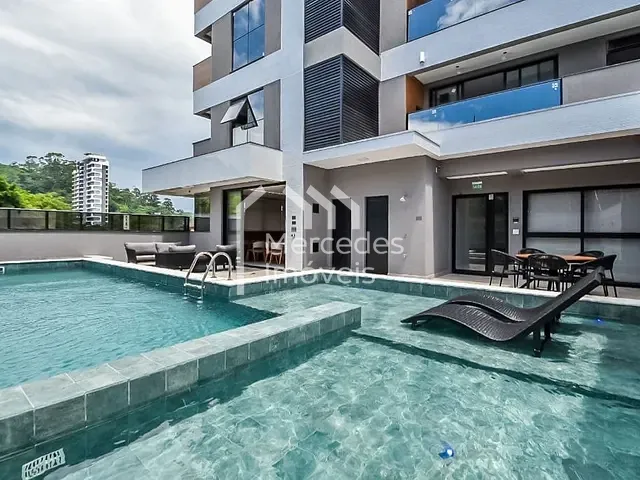 Apartamento com 210m² 3 quartos e 2 banheiros, à venda, no bairro Fazenda em Itajaí