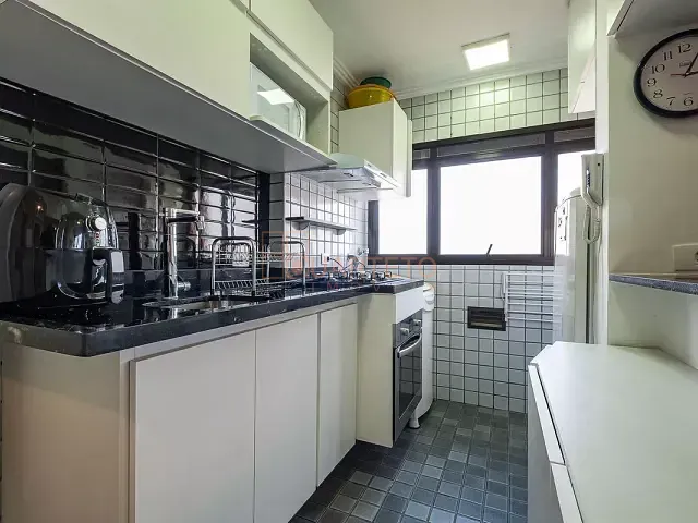 Apartamento 1 quarto e 2 banheiros, para alugar, no bairro Pinheiros em São Paulo