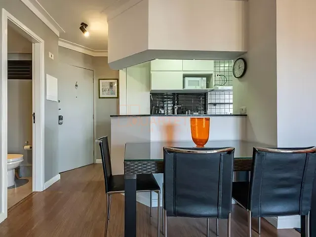 Apartamento 1 quarto e 2 banheiros, para alugar, no bairro Pinheiros em São Paulo