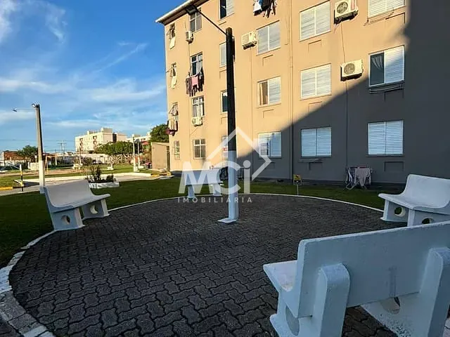 Apartamento 2 quartos e 1 banheiro, à venda, no bairro Três Vendas em Pelotas