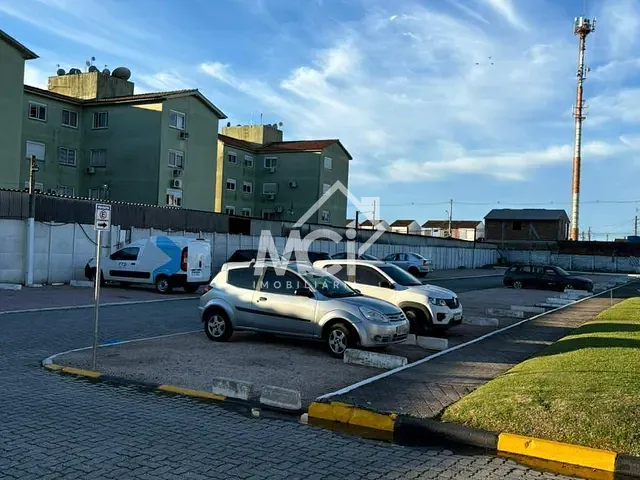 Apartamento 2 quartos e 1 banheiro, à venda, no bairro Três Vendas em Pelotas