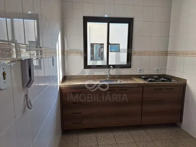 Apartamento 2 quartos e 1 banheiro, para alugar, no bairro Santa Cruz em Jaguariúna