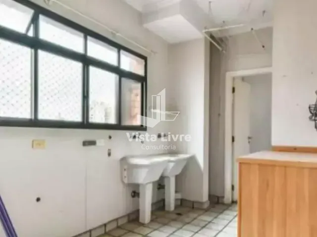Apartamento com 240m² 4 quartos e 4 banheiros, à venda, no bairro Sumaré em São Paulo