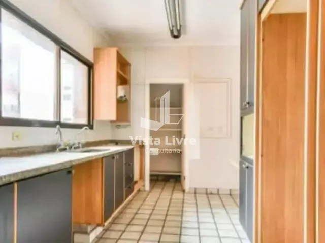 Apartamento com 240m² 4 quartos e 4 banheiros, à venda, no bairro Sumaré em São Paulo