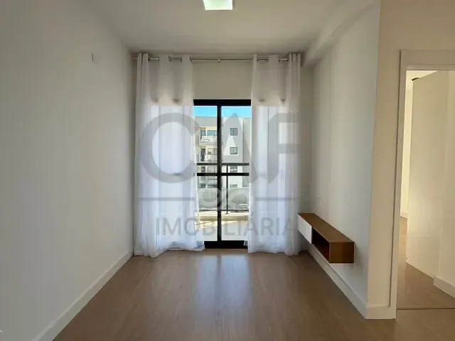 Apartamento 2 quartos e 2 banheiros, para alugar, no bairro Parque Residencial Groot em Holambra