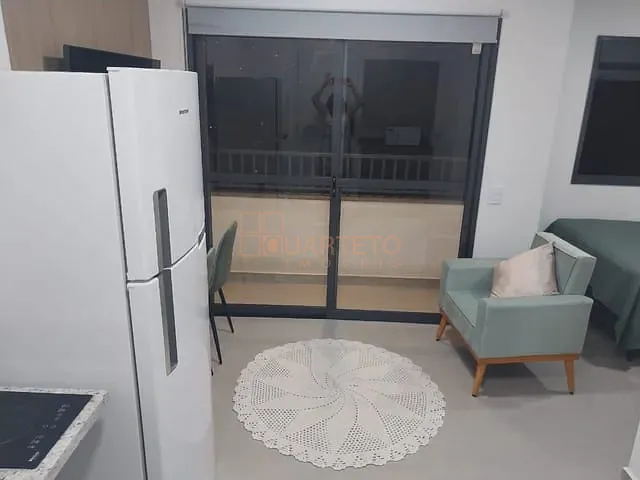 Studio 1 quarto e 1 banheiro, à venda ou para alugar, no bairro Água Branca em São Paulo