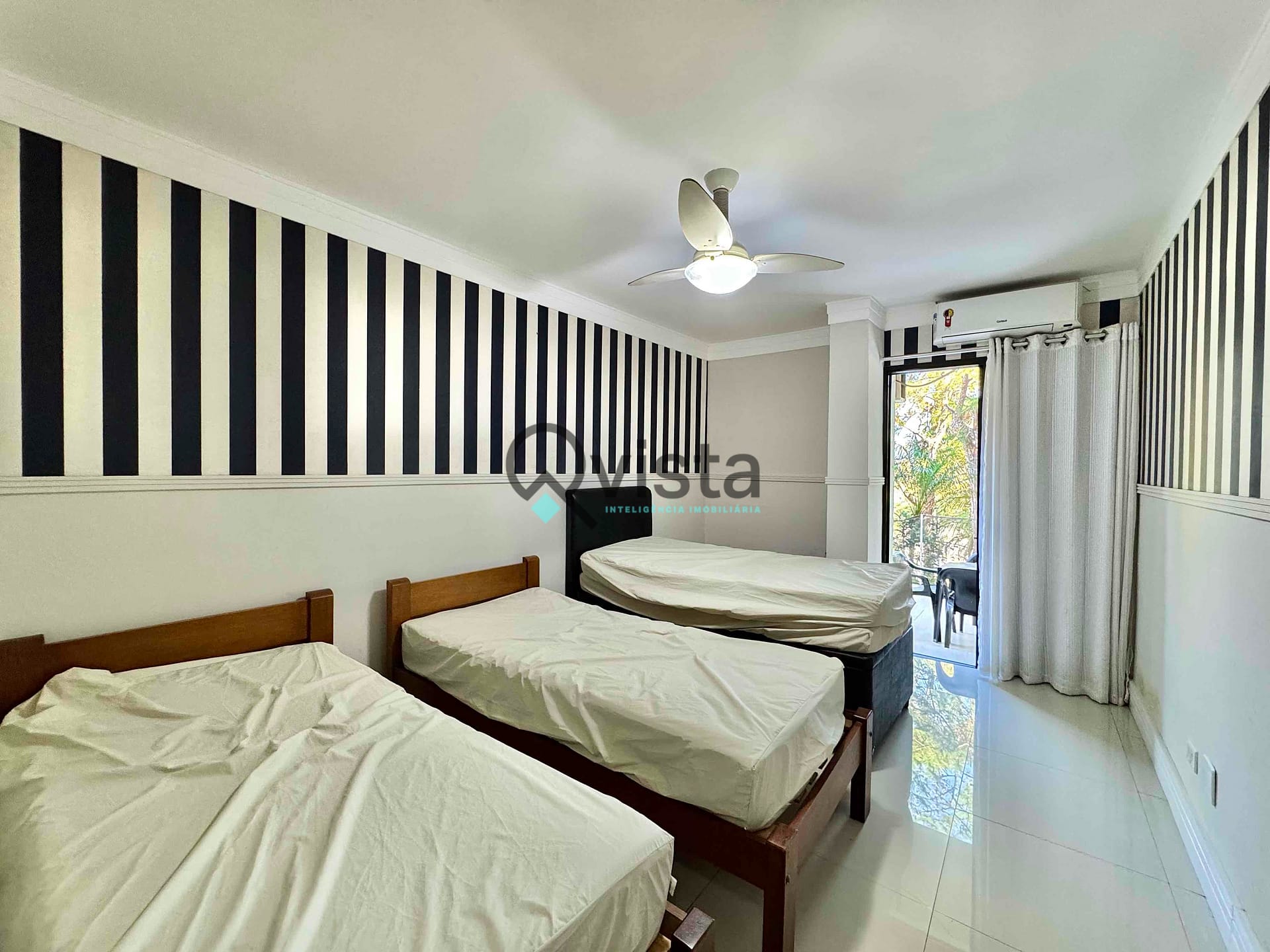 Apartamento à venda com 3 quartos, 154m² - Foto 23