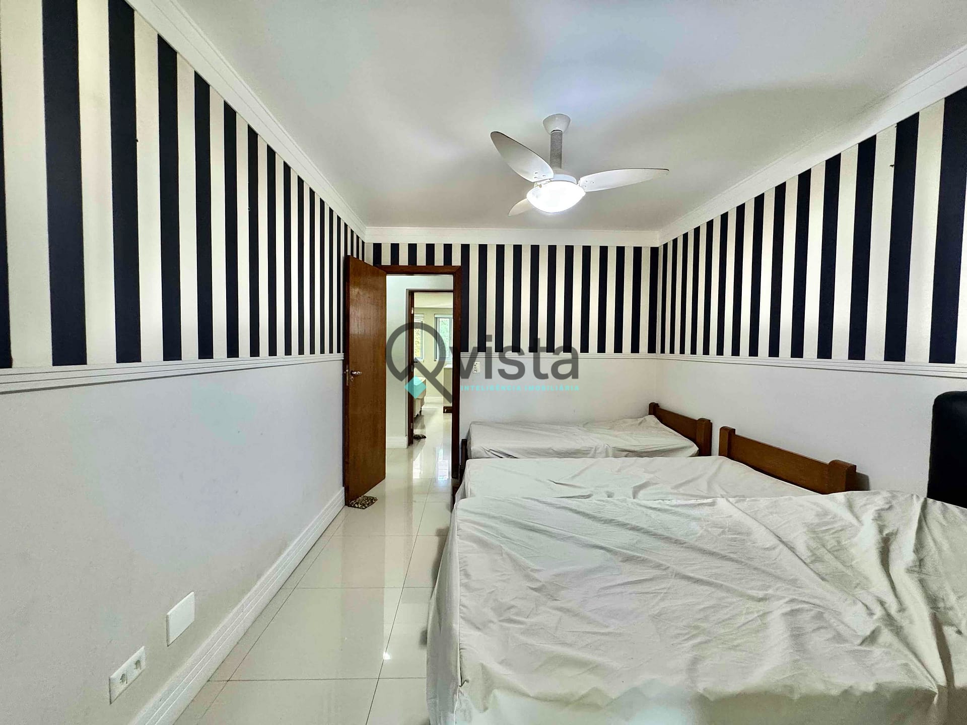 Apartamento à venda com 3 quartos, 154m² - Foto 25
