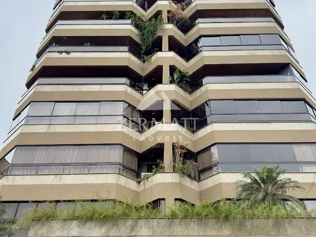 Apartamento com 324m² 4 quartos e 4 banheiros, à venda, no bairro Centro em Blumenau
