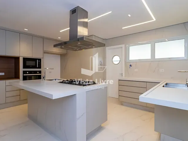 Apartamento com 213m² 3 quartos e 4 banheiros, à venda, no bairro Cerqueira César em São Paulo