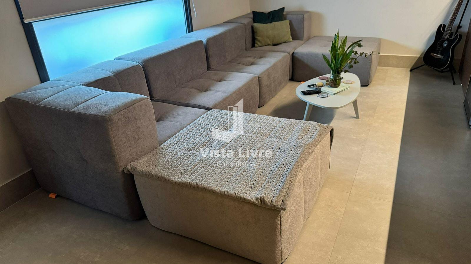 Apartamento à venda com 1 quarto, 42m² - Foto 2