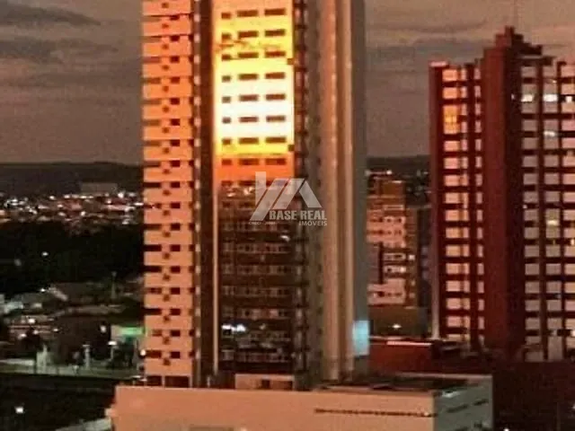 Apartamento com 520m² 3 quartos e 5 banheiros, à venda, no bairro Centro em Guarapuava