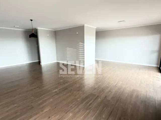 Apartamento com 260m² 3 quartos e 4 banheiros, à venda, no bairro Jardim Estoril IV em Bauru