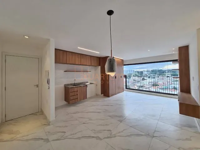 Apartamento 3 quartos e 2 banheiros, para alugar, no bairro Vila Anastácio em São Paulo