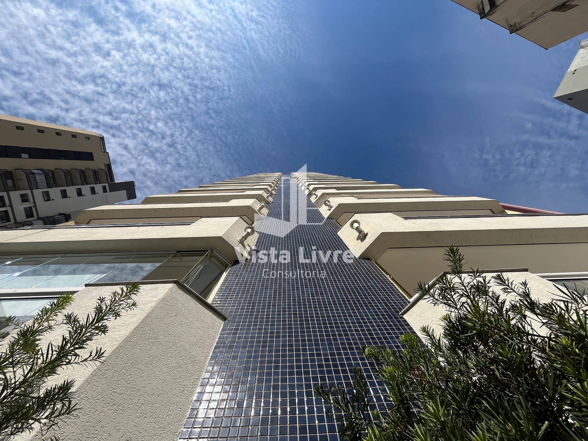 Apartamento à venda com 2 quartos, 56m² - Foto 19