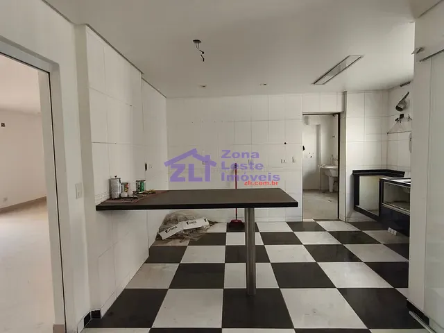 Apartamento 4 quartos e 3 banheiros, para alugar, no bairro Vila Regente Feijó em São Paulo