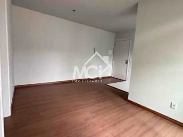 Apartamento com 49m² 2 quartos e 1 banheiro, à venda, no bairro Umuharama em Pelotas
