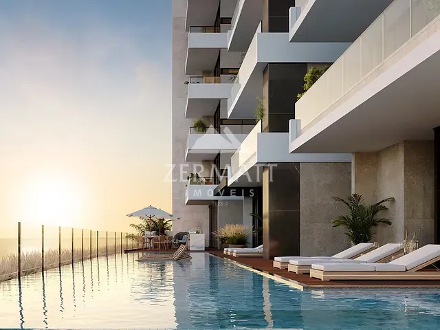 Apartamento com 206m² 3 quartos e 4 banheiros, à venda, no bairro Centro em Balneário Piçarras