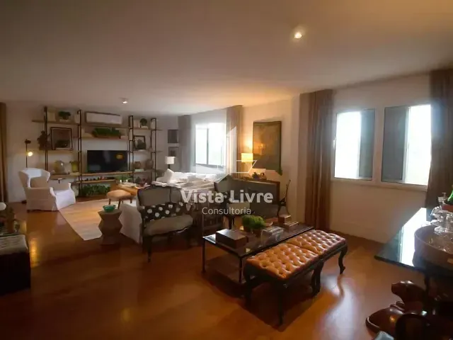 Apartamento com 200m² 5 quartos e 5 banheiros, à venda, no bairro Jardim Europa em São Paulo