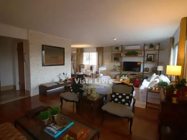 Apartamento com 200m² 5 quartos e 5 banheiros, à venda, no bairro Jardim Europa em São Paulo