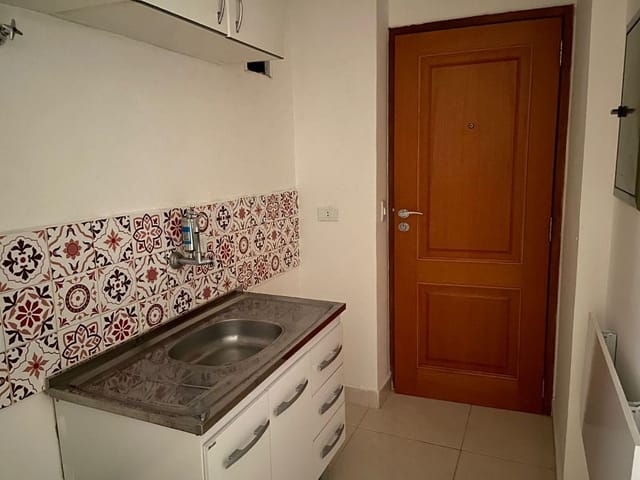 Apartamento 1 quarto e 1 banheiro, para alugar, no bairro Vila Clementino em São Paulo