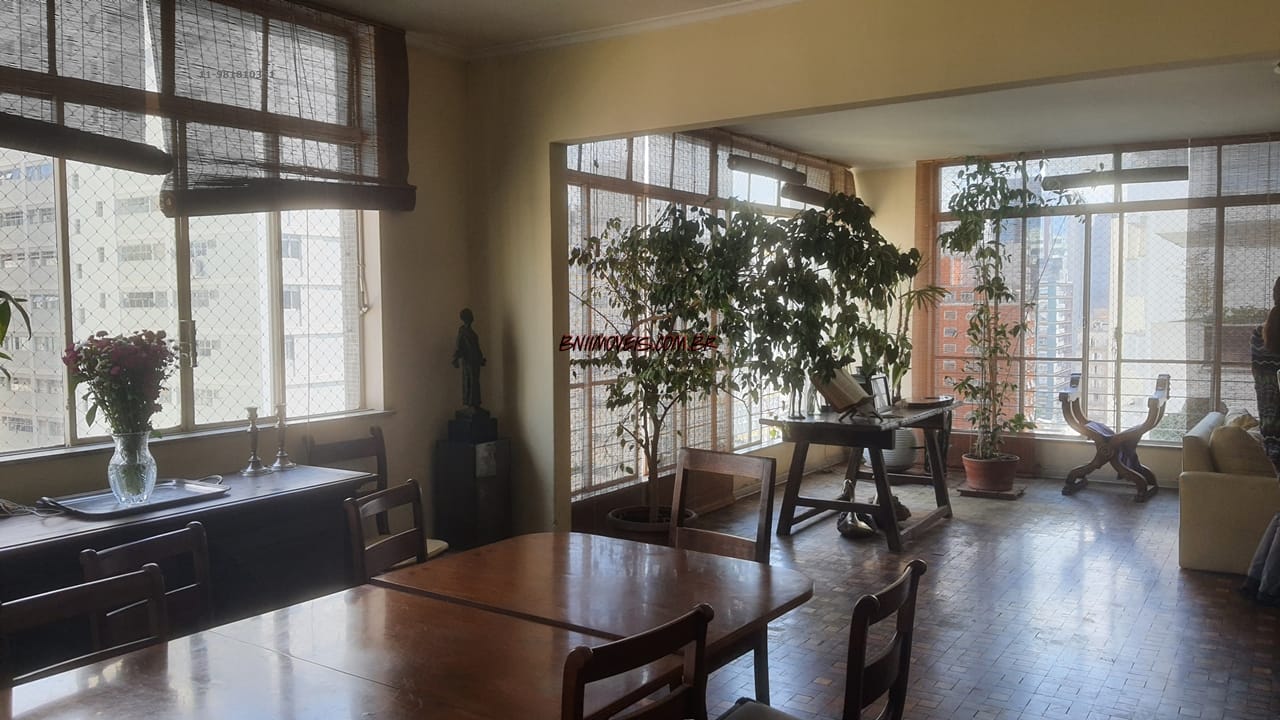 Apartamento, 3 quartos, 222 m² - Foto 1