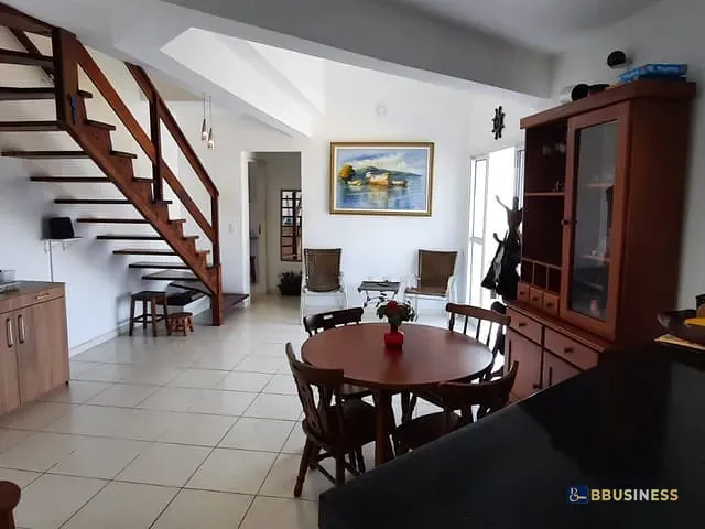 Apartamento 3 quartos e 3 banheiros, à venda, no bairro Centro em Bertioga