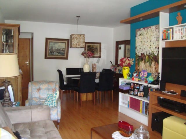 Apartamento à venda, no bairro Coronel Veiga em Petrópolis