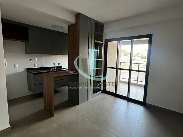 Apartamento com 72m² 2 quartos e 3 banheiros, à venda ou para alugar, no bairro Vila José Bonifácio em Araraquara