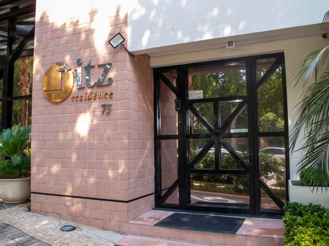 Foto do Apartamento - Ed. Ritz - Apartamento à venda com 2 dormitórios (1 suíte), 1 vaga -  Jardim Agari, Londrina, PR | Premier Imóveis