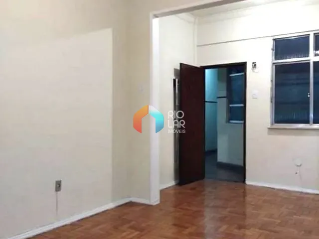 Apartamento com 30m² 1 quarto e 1 banheiro, à venda, no bairro Praça da Bandeira em Rio de Janeiro