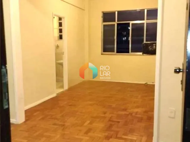 Apartamento com 30m² 1 quarto e 1 banheiro, à venda, no bairro Praça da Bandeira em Rio de Janeiro