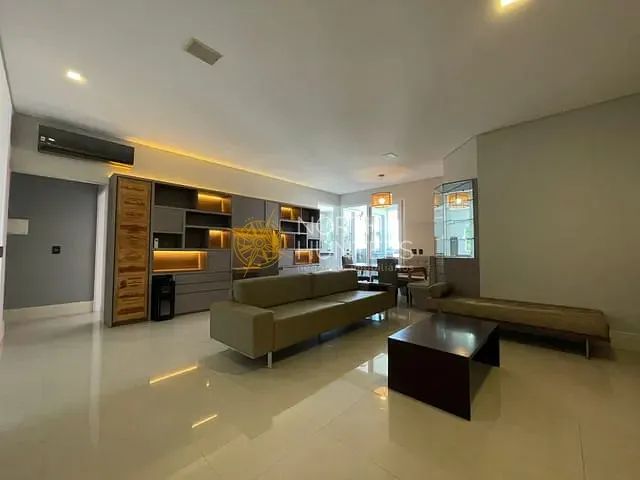 Apartamento com 189m² 3 quartos e 4 banheiros, para alugar, no bairro Jurerê em Florianópolis